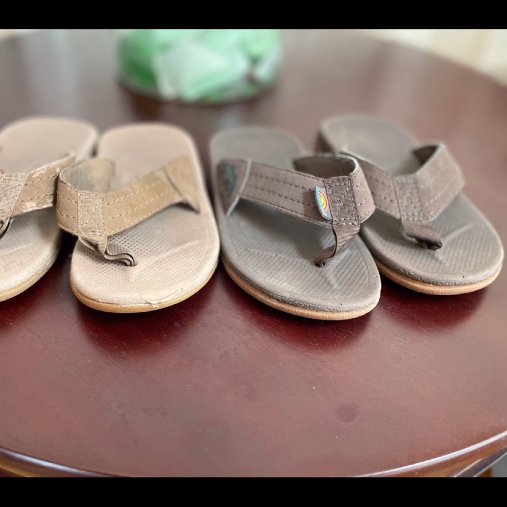 Toddler Rainbow flip flops Size 7/8